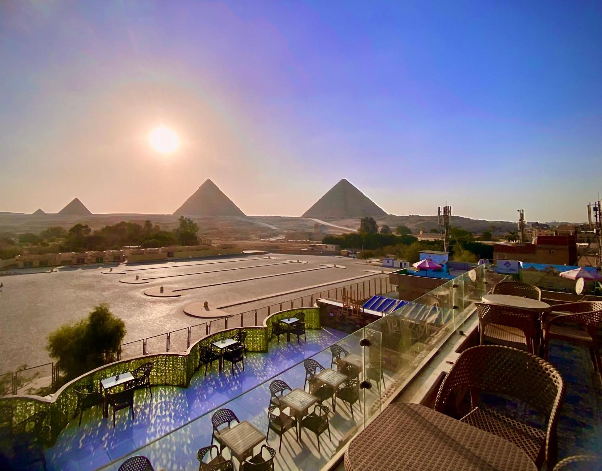 Auberge de jeunesse Anubis Kingdom Pyramids à Kafret el-Gabal Extérieur photo
