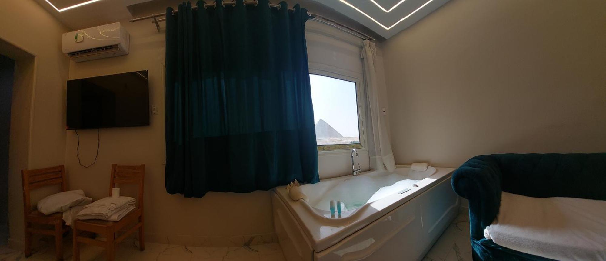 Auberge de jeunesse Anubis Kingdom Pyramids à Kafret el-Gabal Extérieur photo